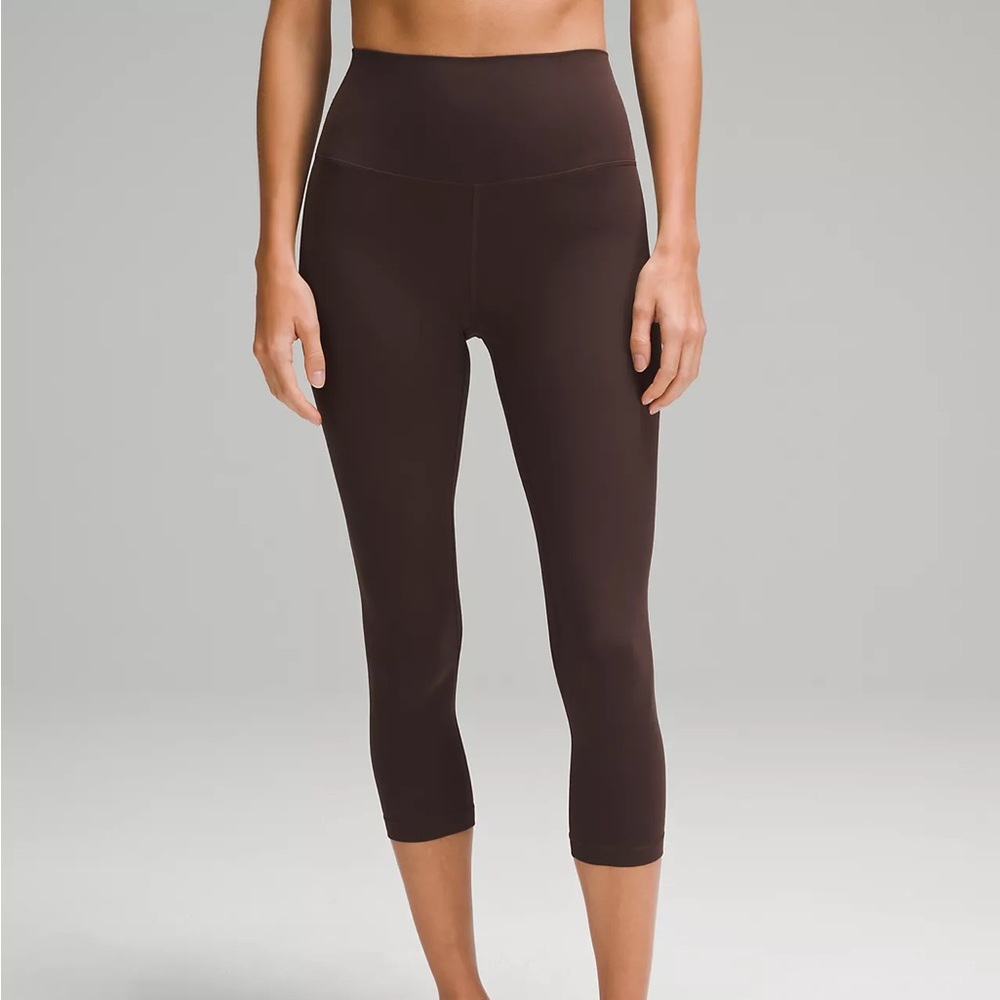 Cropped Lululemon Brown Leggings